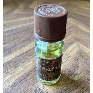 Slatkin & Co. Fireside Home Fragrance Oil, as sold at Bath & Body Works .33 Oz